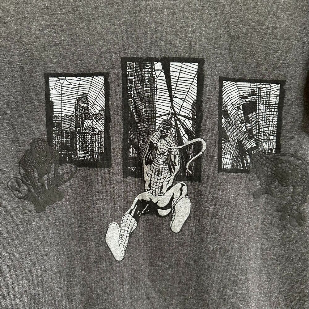 Vintage Y2K Universal Studios Marvel Spider-Man Double Sided Tee Size S - Picture 2 of 3